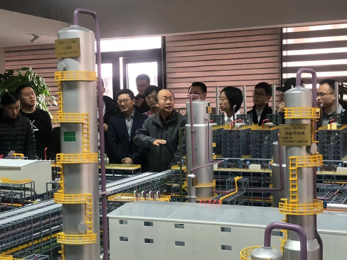 清华大学MEM团队一行参访亚游集团